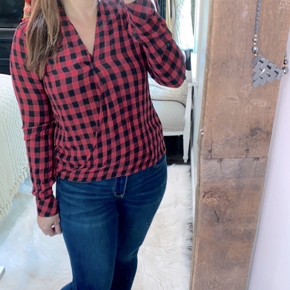 Cloth and Stone sold at Anthropologie red & black flannel shirt size small - Picture 2 of 9